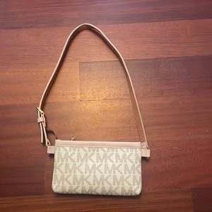 Michael Kors Belt bag